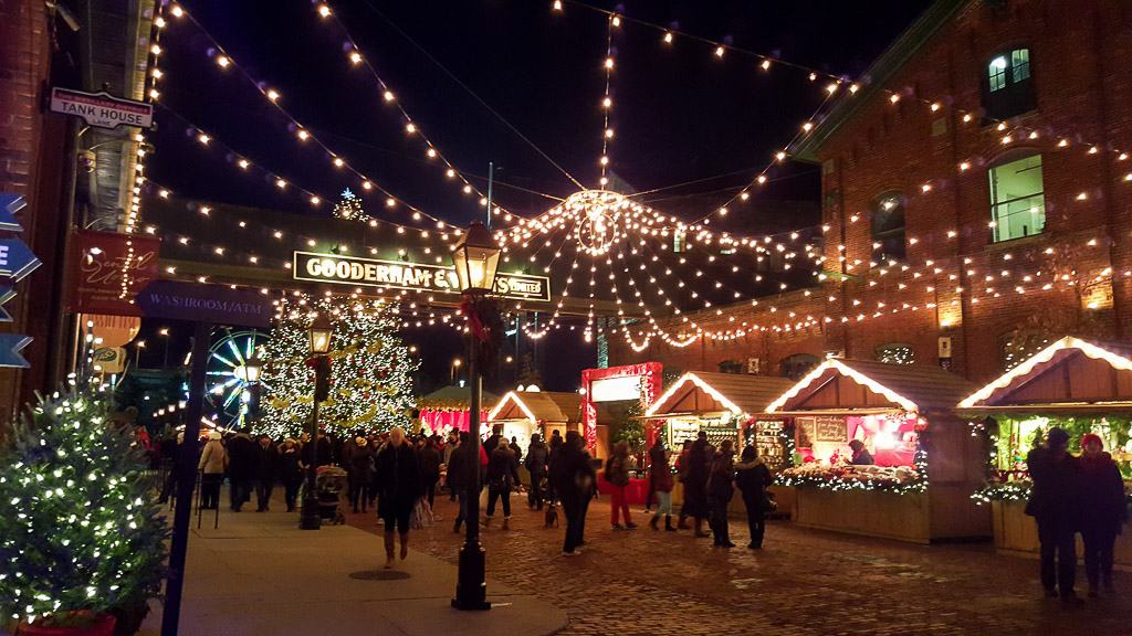 Toronto Traditions: Toronto Christmas Market at the Distillery District