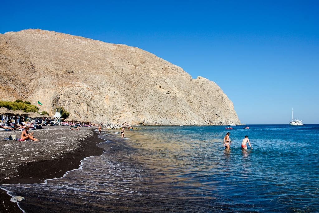 black beaches is one of the things to do in santorini