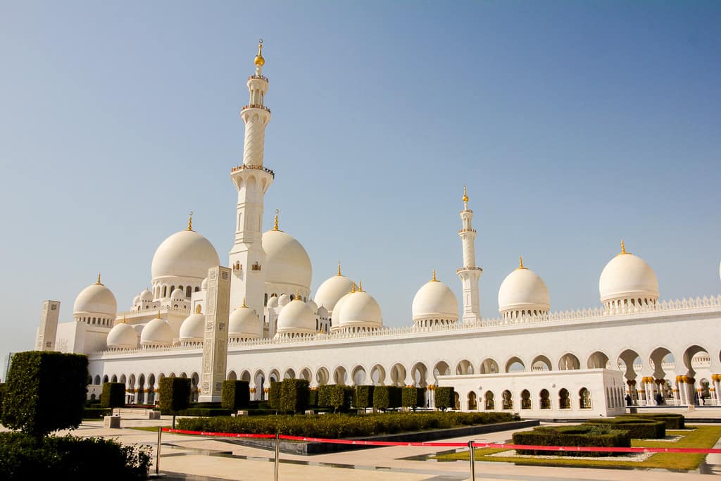 Visiting Sheikh Zayed Grand Mosque
