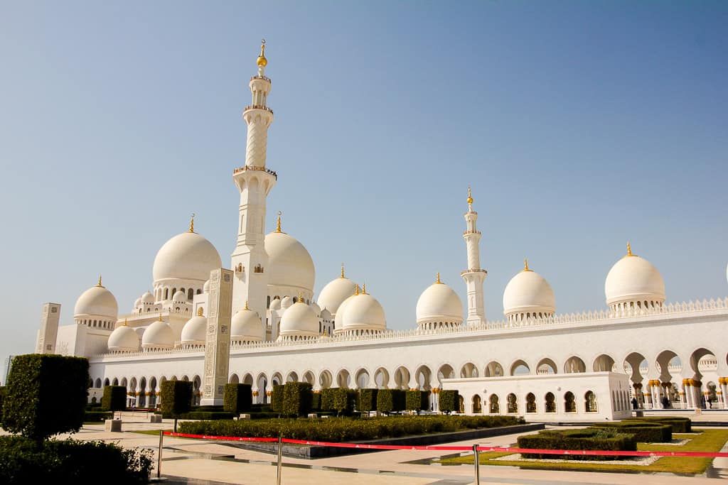 Visiting Sheikh Zayed Grand Mosque Visiting Sheikh Zayed Grand Mosque