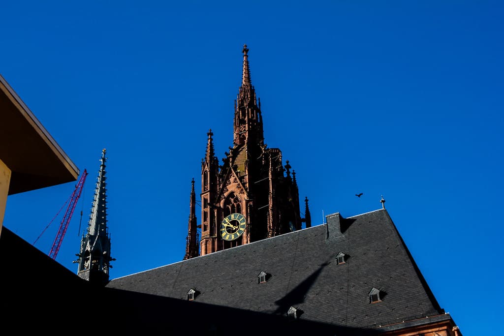 The top of the tower of the Frankfurt Cathedral