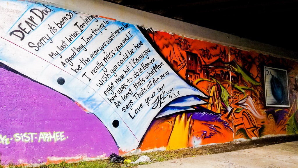 Underpass with street art right next to Lincoln Street Art Park