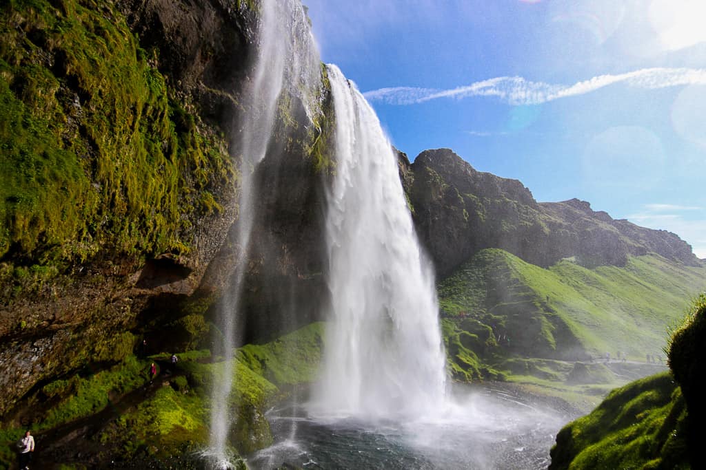 The side view of the falls