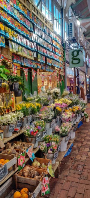 A flower stand in the Oxford Market which is one of the things to see during an Oxford Day Trip