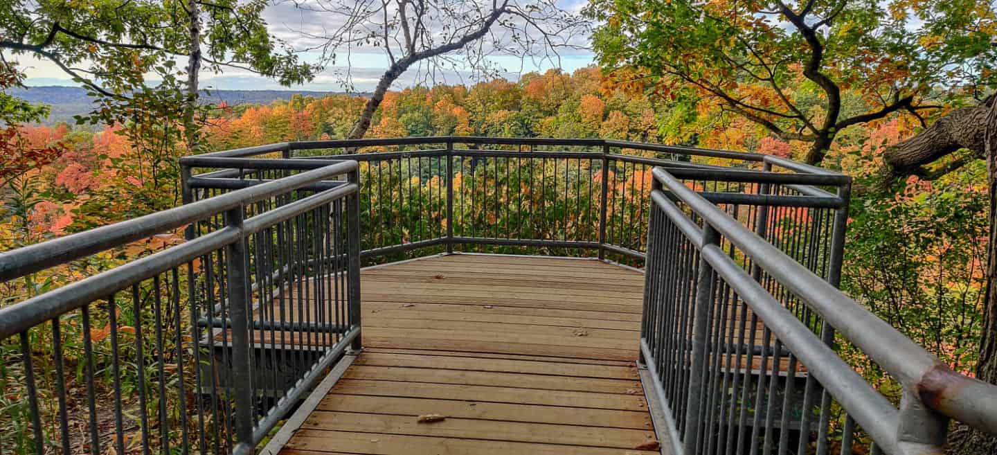 Hiking Dundas Peak