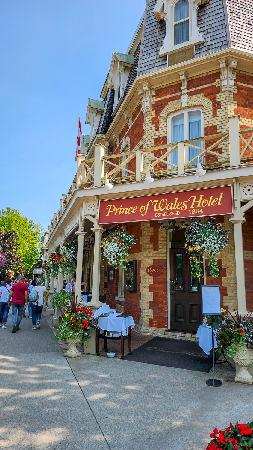 Niagara-on-the-lake is one of the day trips I recommend