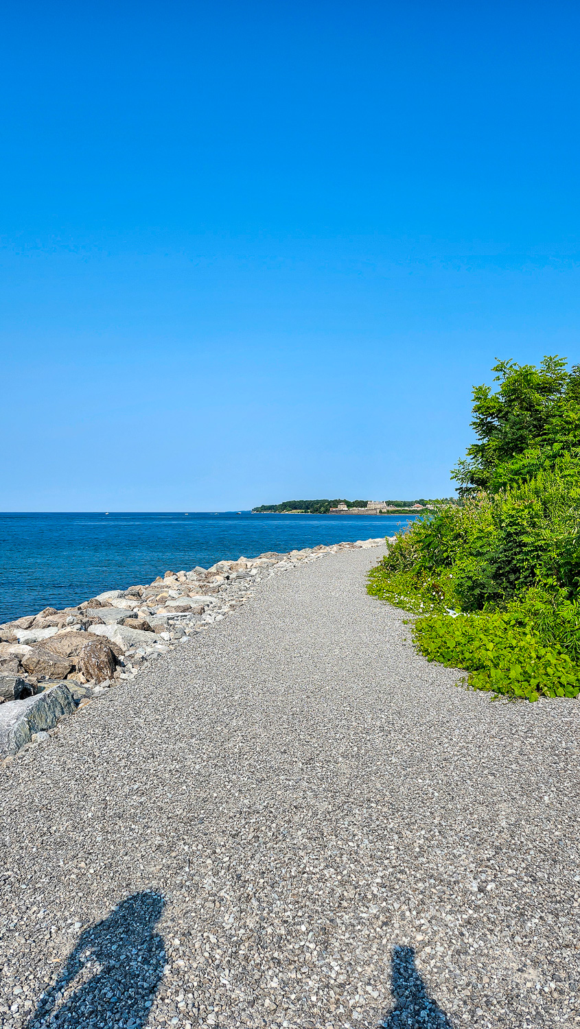 Niagara-on-the-lake is one of the day trips I recommend